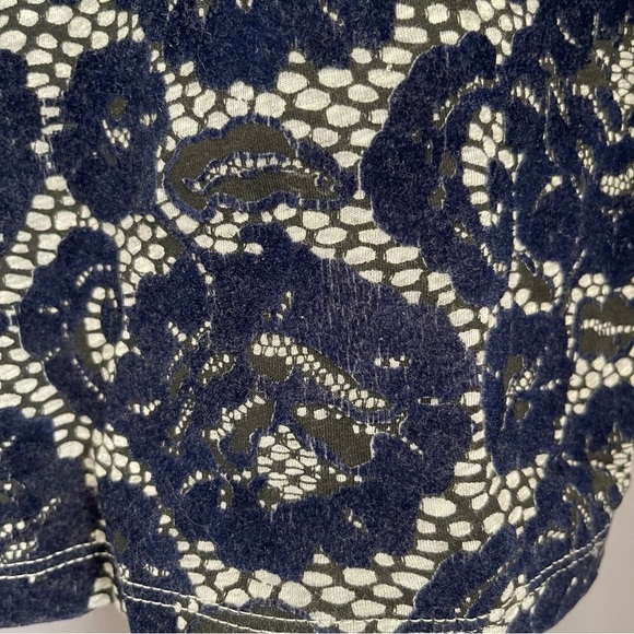 TORY BURCH Flocked Floral Lace-Print TEE Size S - Picture 5 of 7